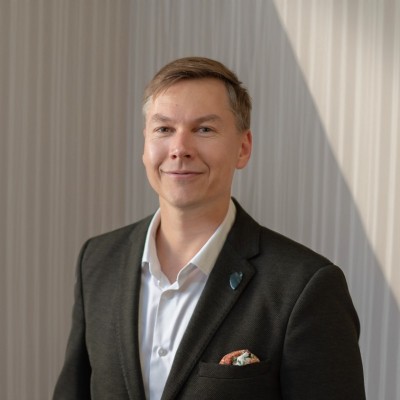 Nils Hay